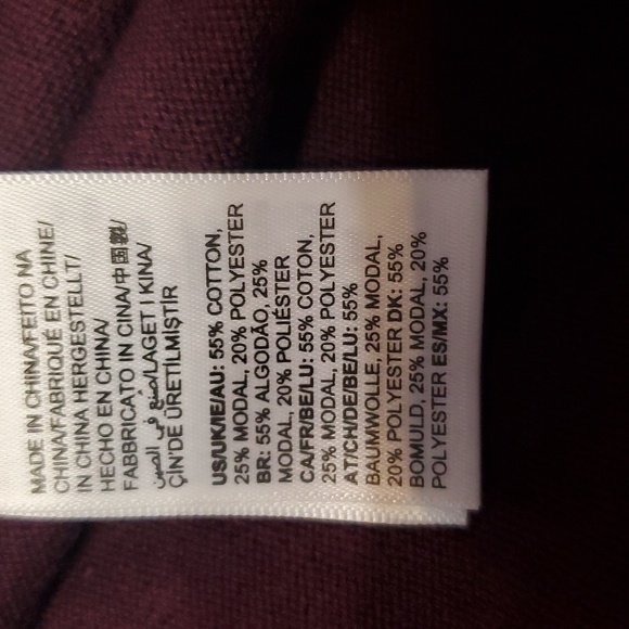 NWT Amazon Essentials Women's V-Neck Burgundy Sweater 2X - Picture 4 of 4